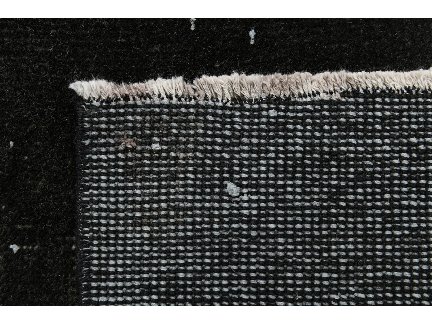 Tapis de laine 160x249 noir Ultra Vintage