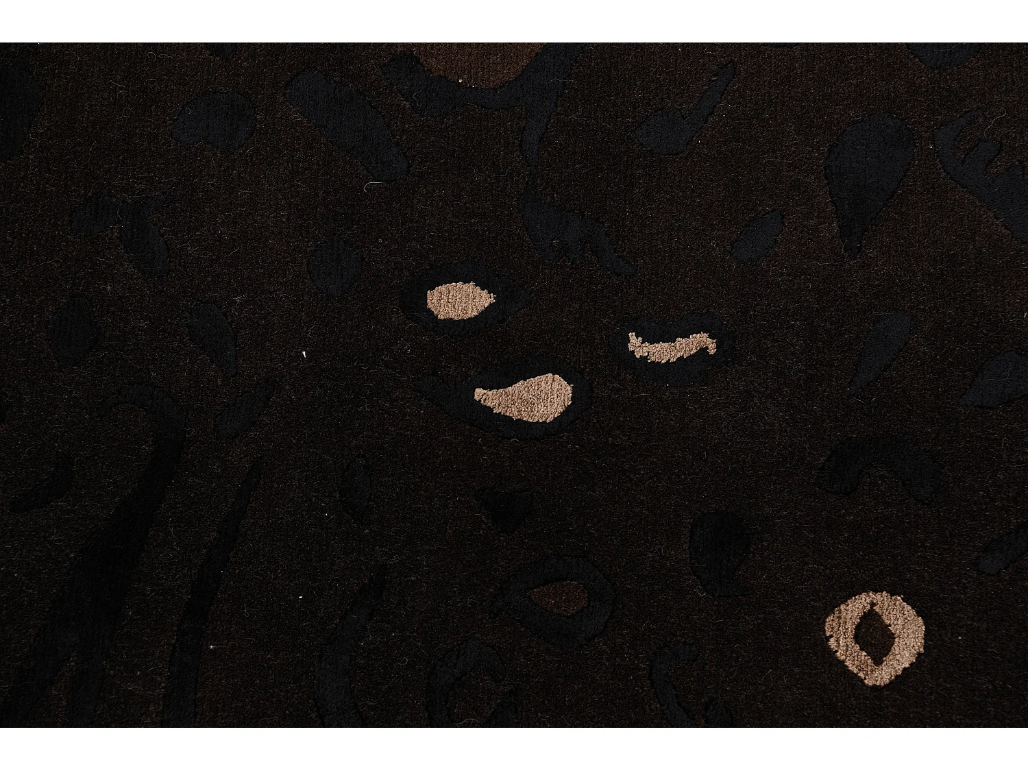 Tapis de laine 175x239 noir Darya