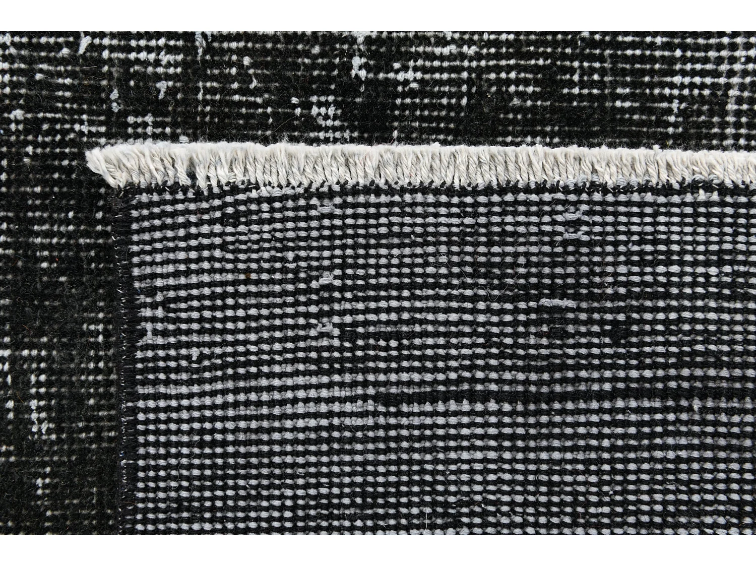 Tapis de laine 165x264 noir Ultra Vintage