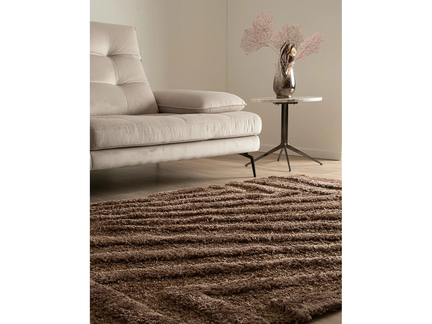 Tapis shaggy 125x185 marron foncé Thun Avis