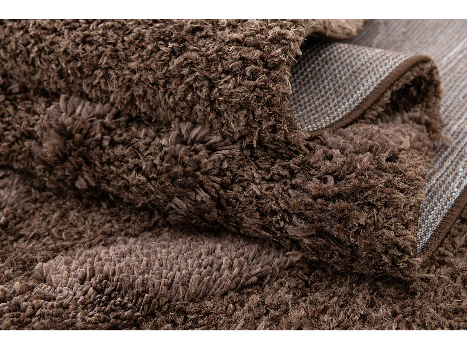 Tapis shaggy 125x185 marron foncé Thun Avis