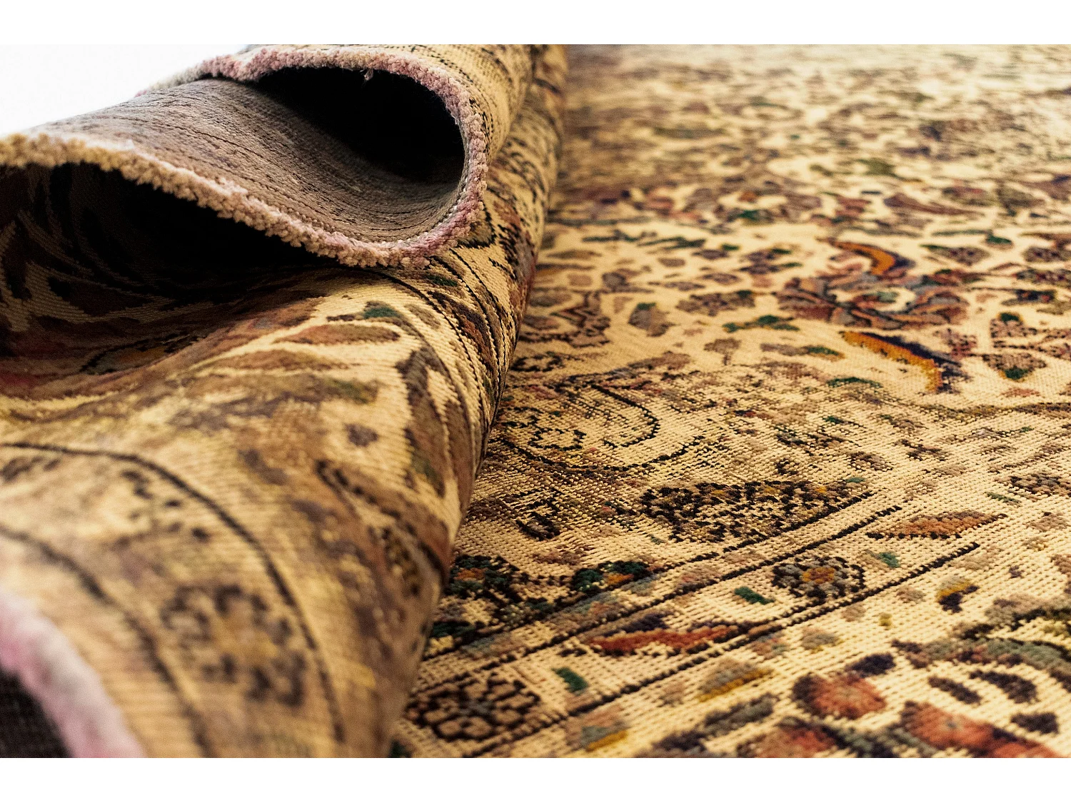 Woltapijt 291x194 Geel Vintage Royal