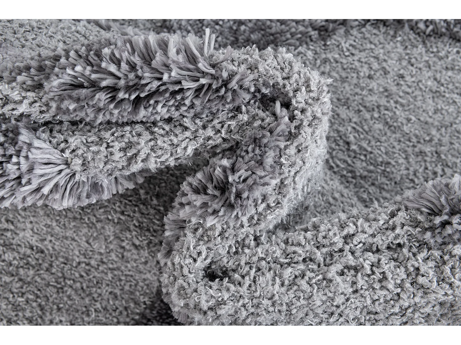 Tapis shaggy 125x185 gris Thun Arbor