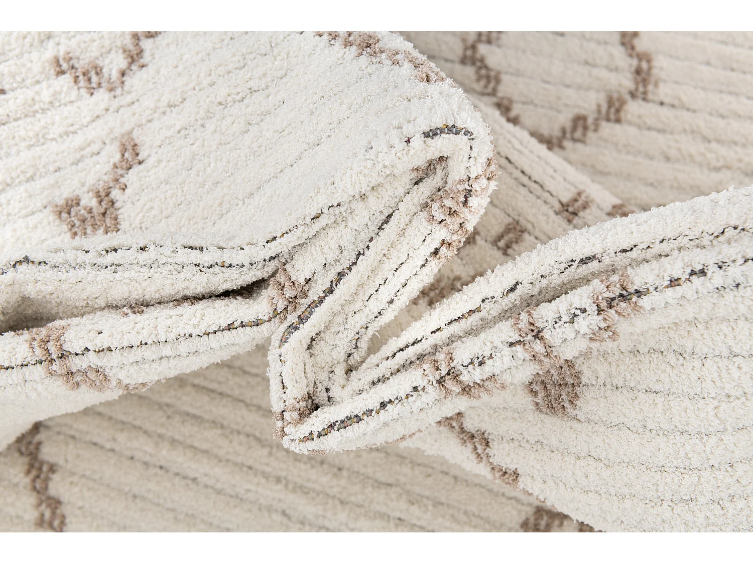 Tapis 160x245 Blanc St. Gallen Folklore