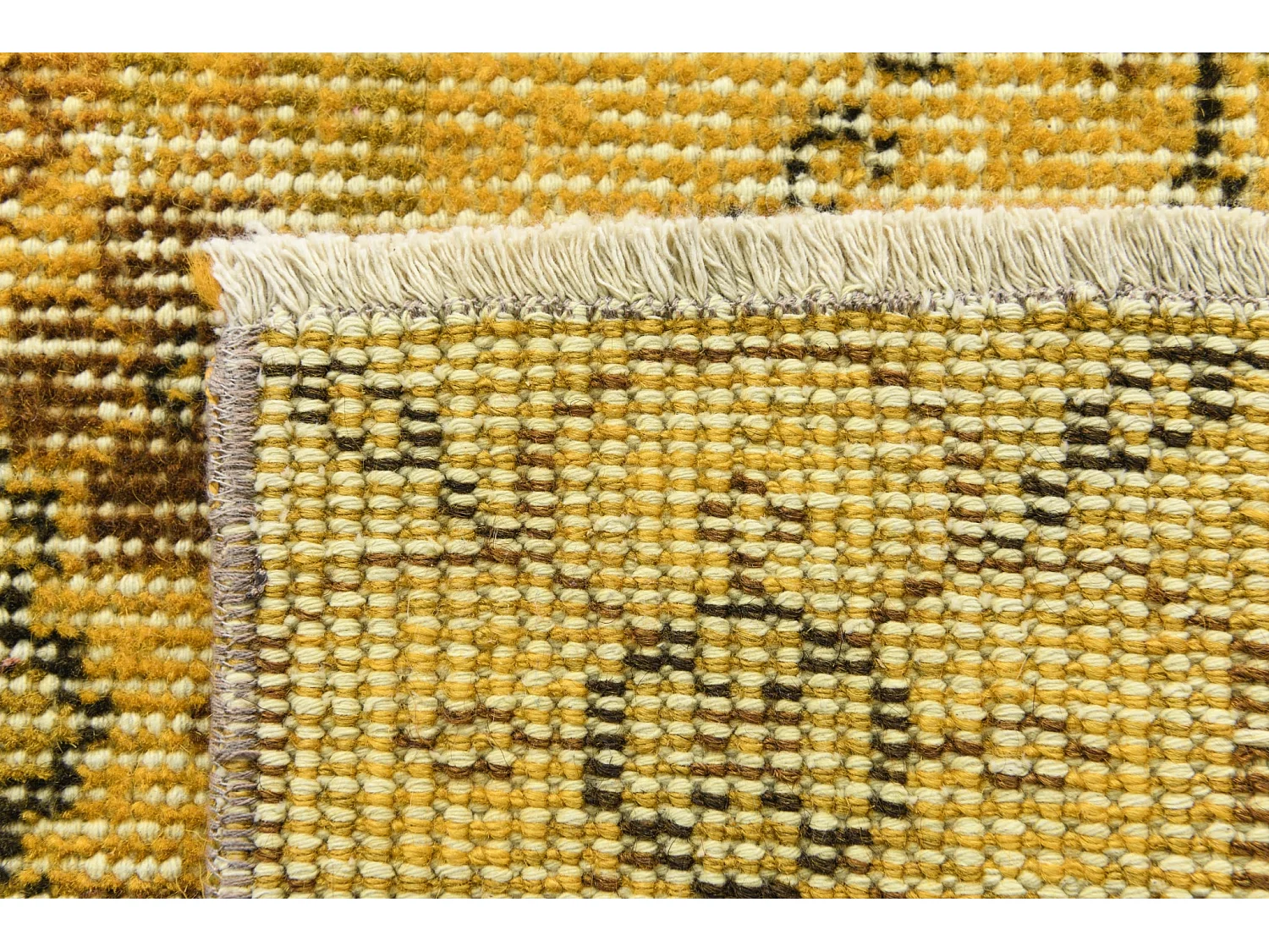 Woltapijt 264x145 Geel Ultra Vintage