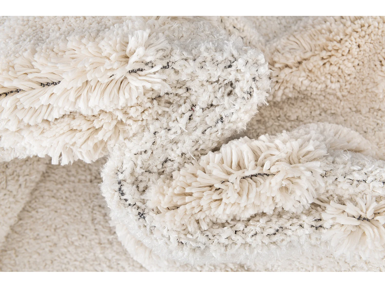 Hoogpolig tapijt 185x125 Wit Thun Arbor