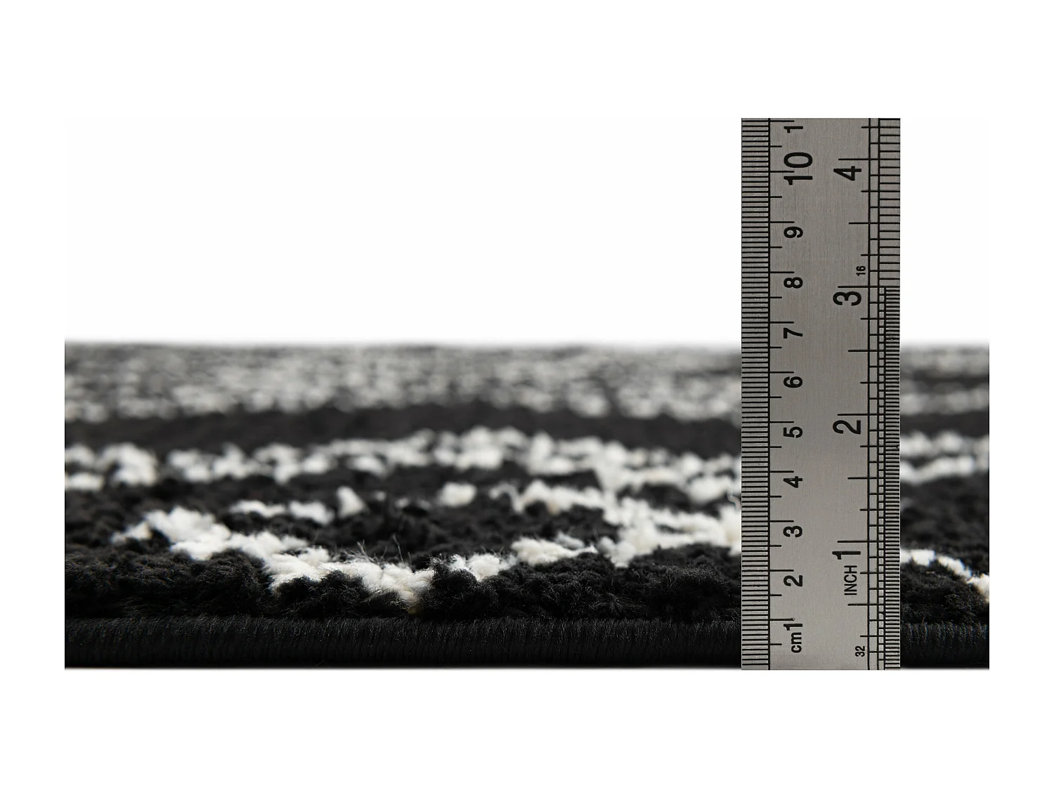 Tapis shaggy 80x305 noir Frauenfeld Classic