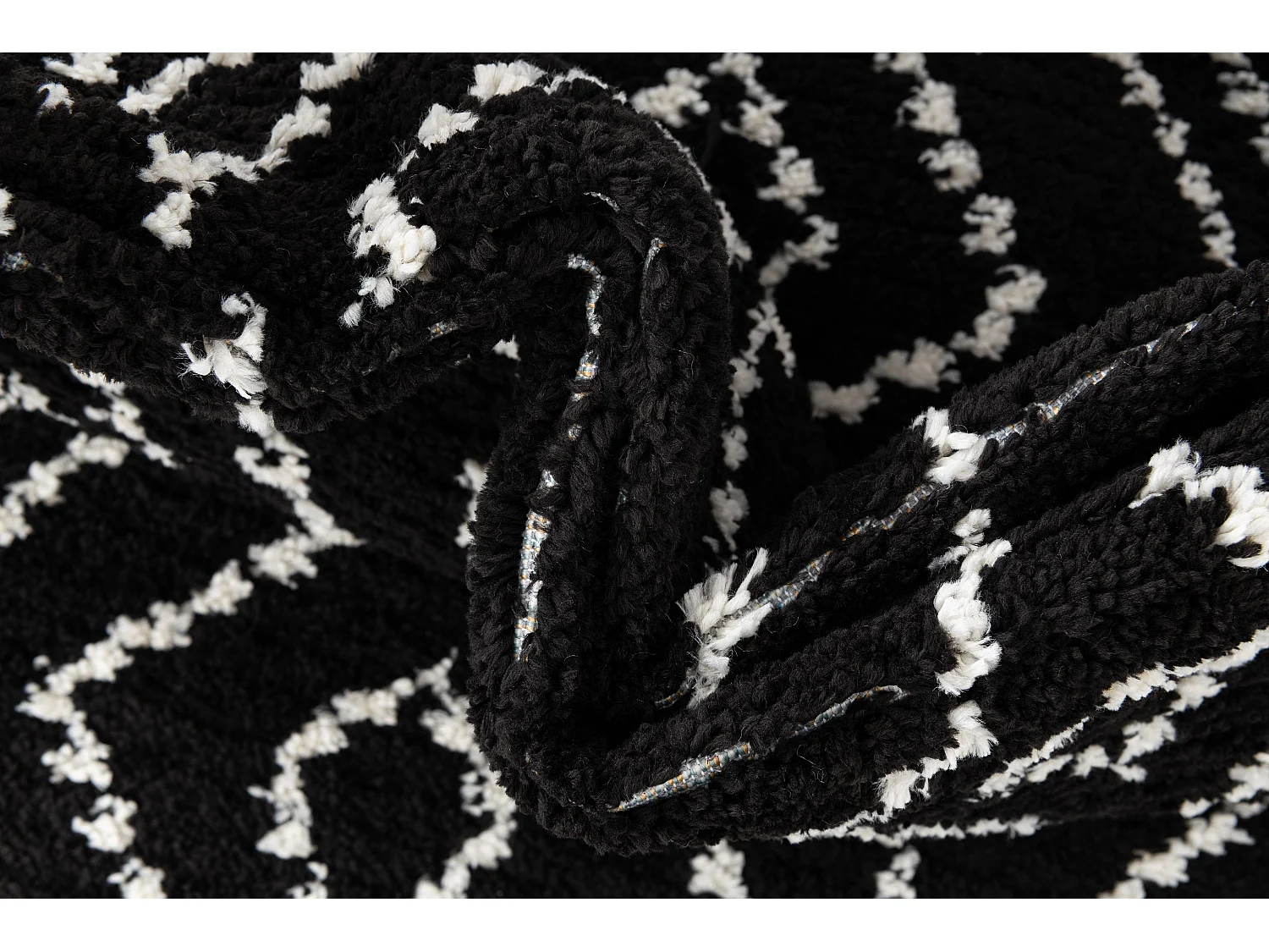 Tapis shaggy 80x305 noir Frauenfeld Classic