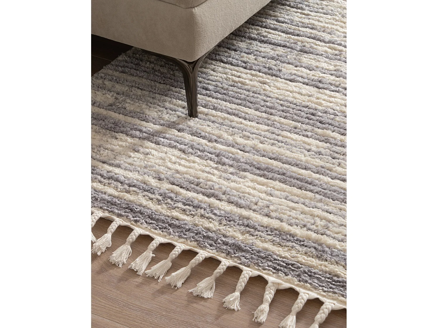 Tappeto shaggy  240x305 beige Frauenfeldnea