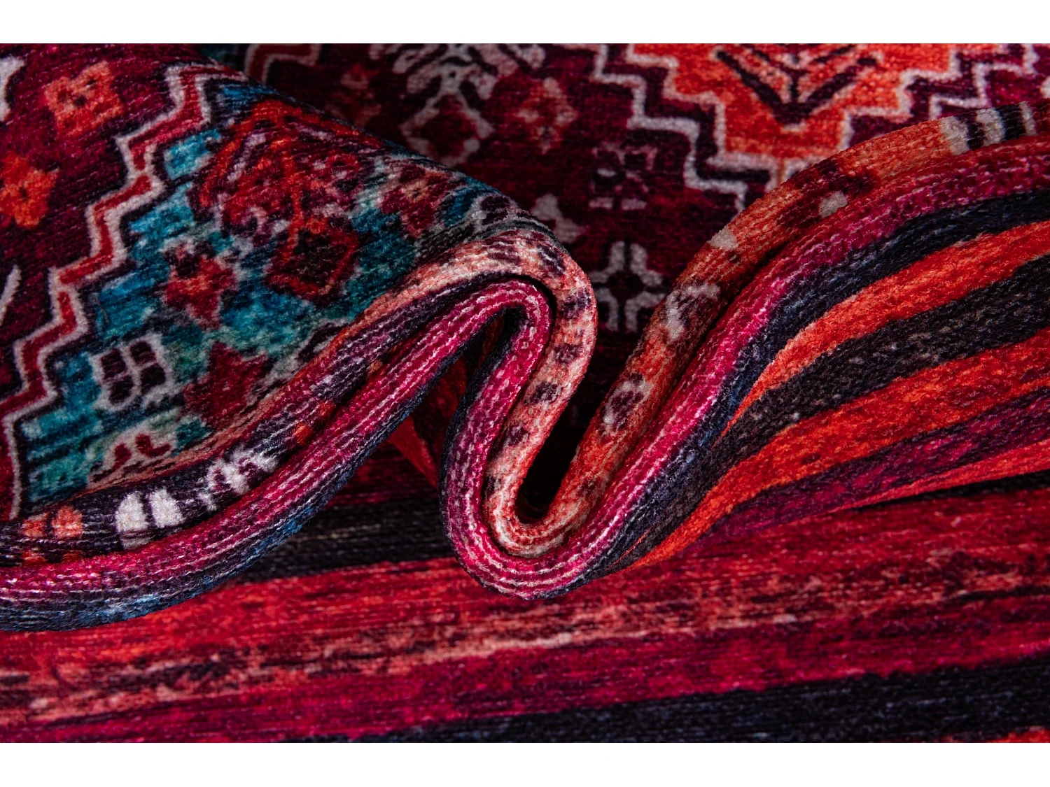 Tapijt 275x180 Rood Kriens Attai