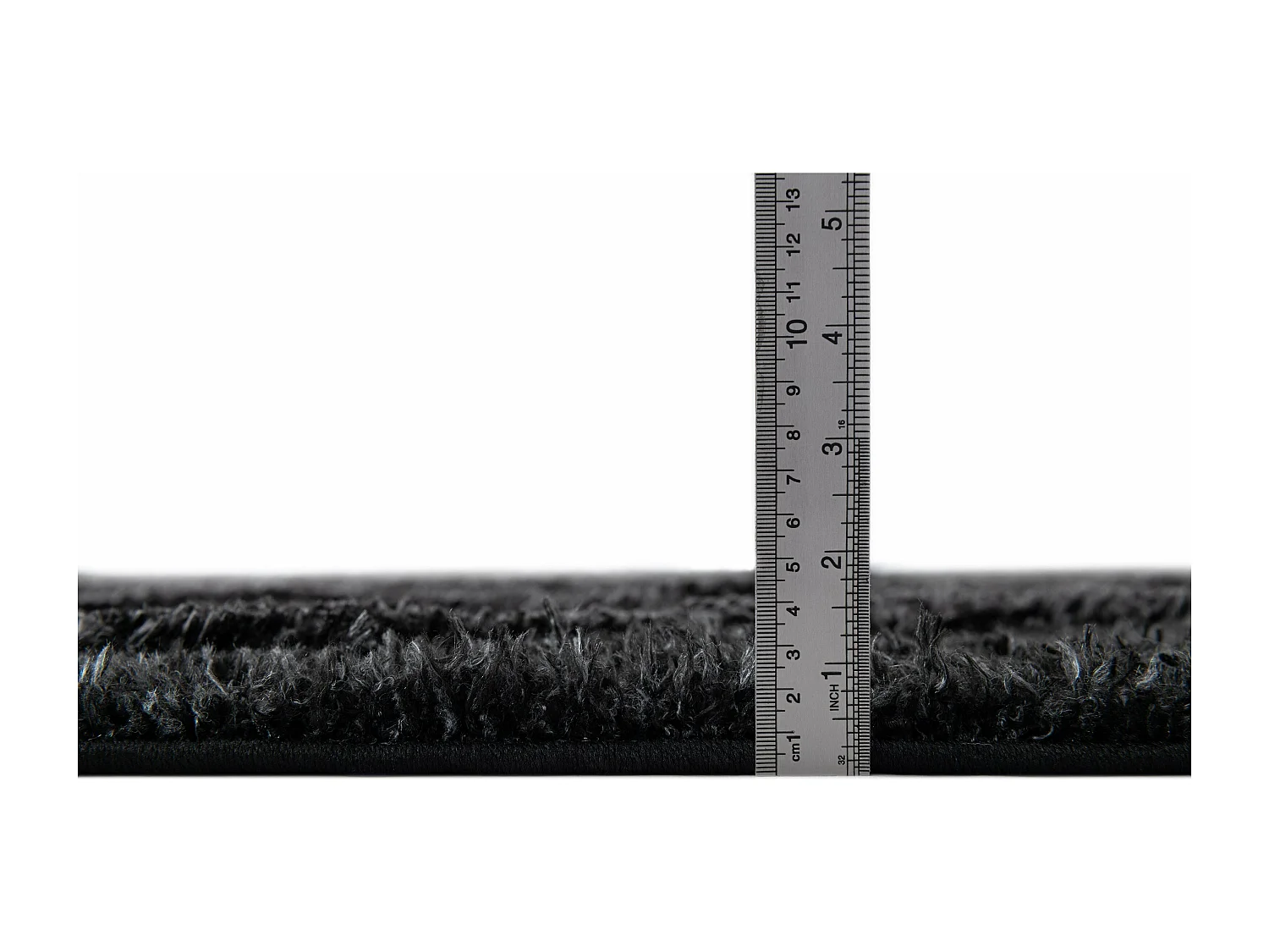 Tapis shaggy 240x305 noir Thun Tribus