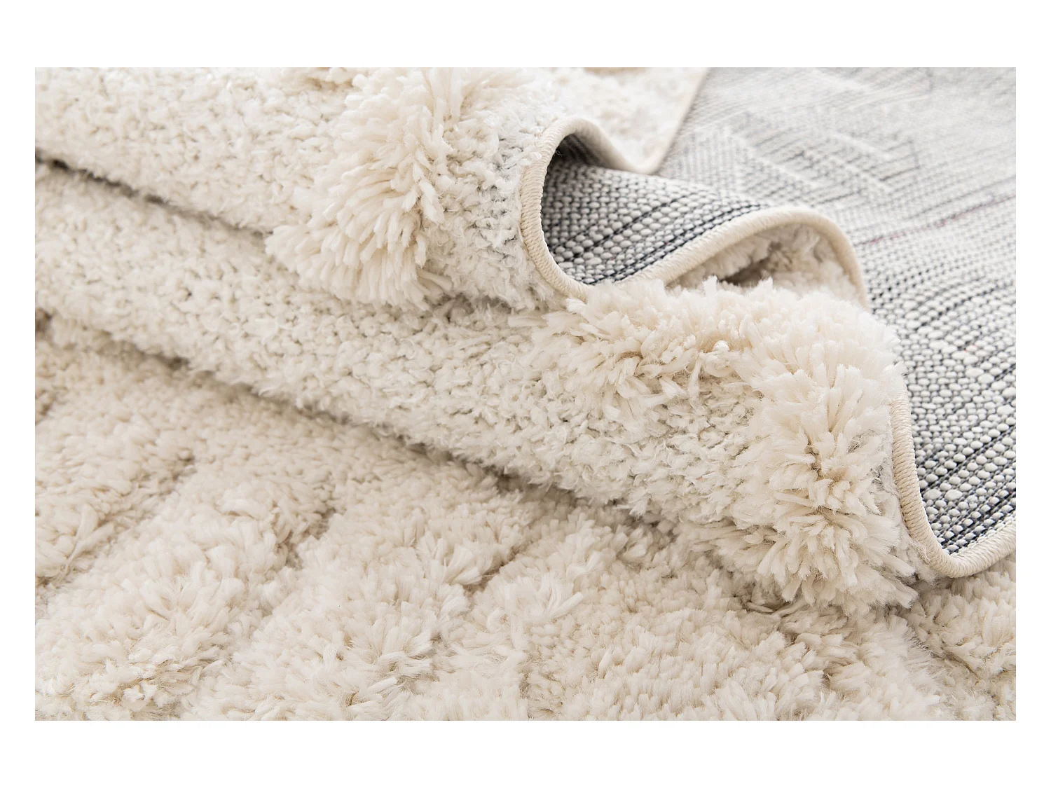 Hoogpolig tapijt 245x160 Wit Thun Scutum