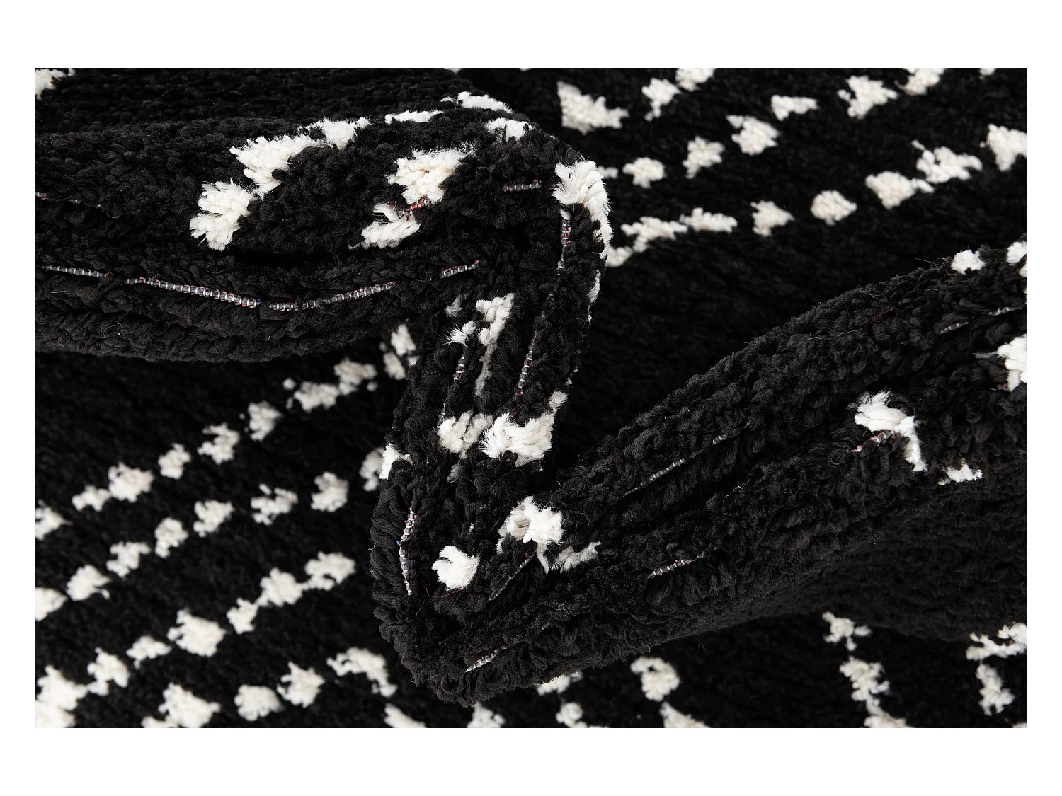 Hoogpolig tapijt 305x240 Zwart Frauenfeld Vaiana