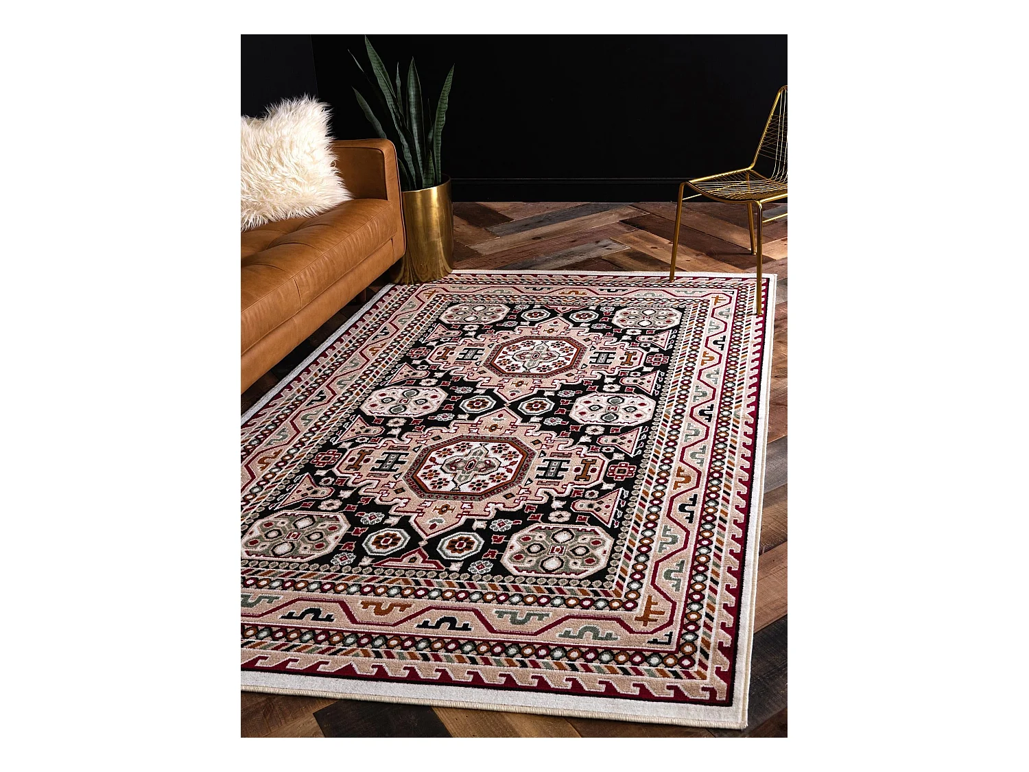 Tapis 119x180 noir Gharajeh