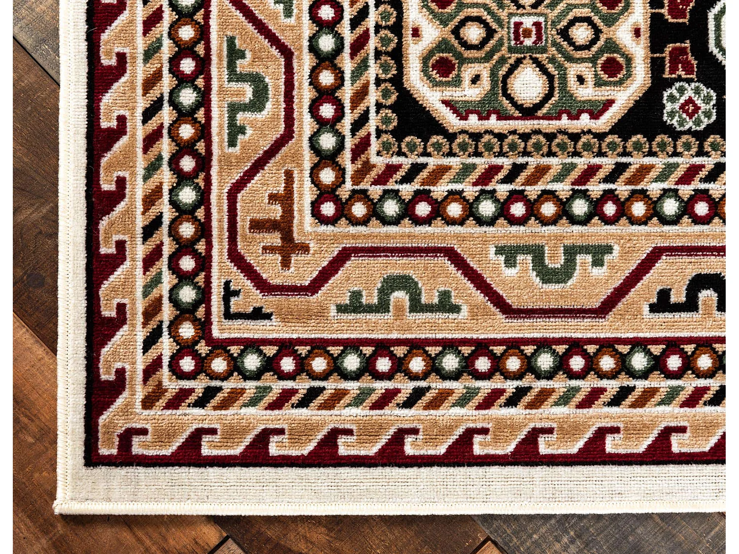 Tapis 119x180 noir Gharajeh