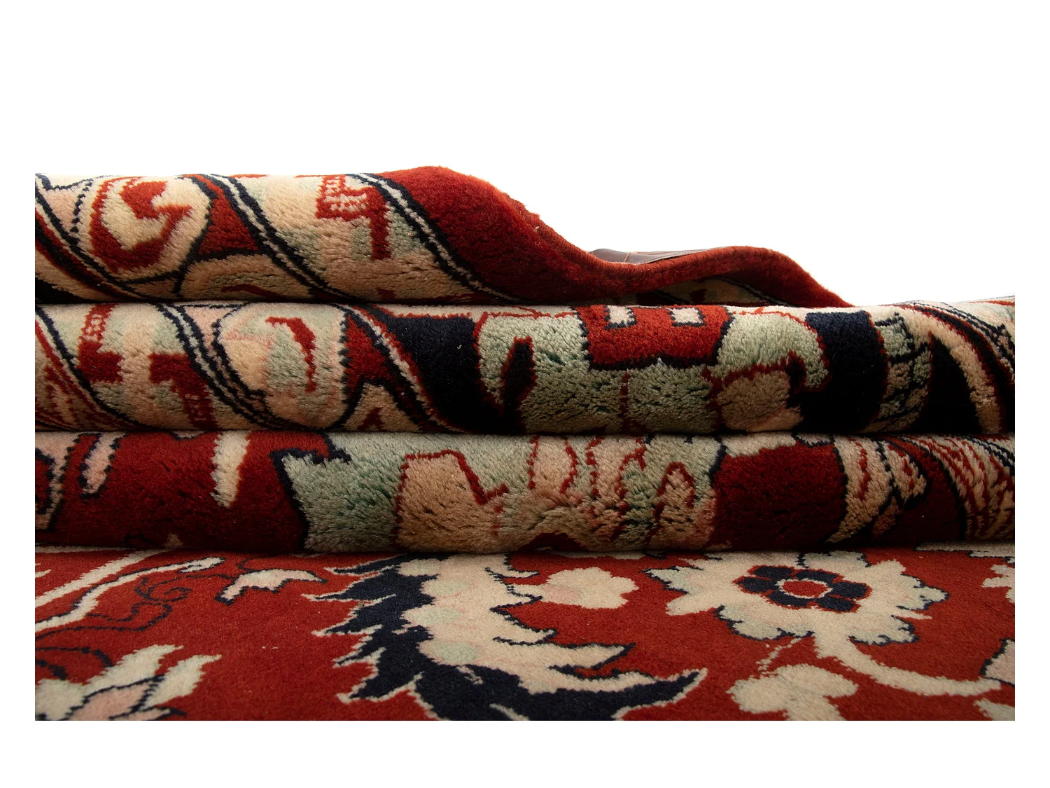 Woltapijt 301x255 Rood Tabriz