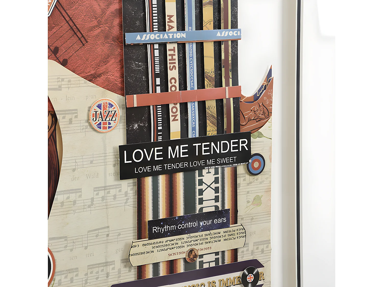 Tableau collage guitare effet 3D HERO avec cadre noir - 50 x 70 cm - Multicolore