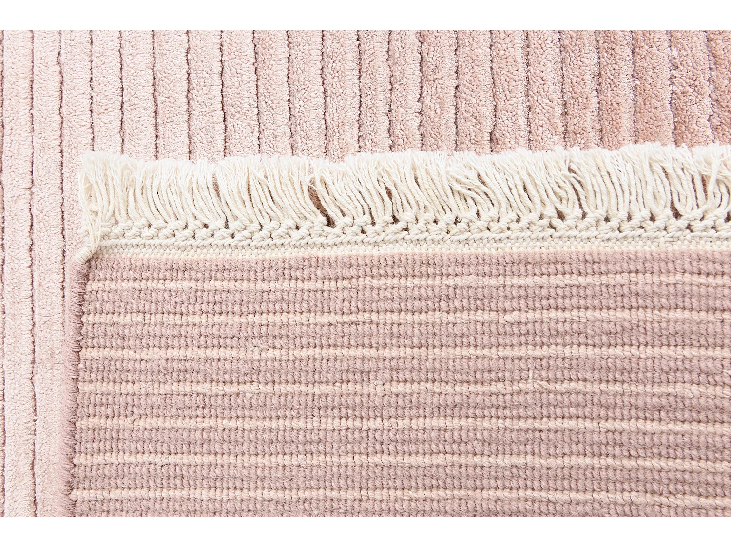 Woltapijt 241x173 Roze Darya