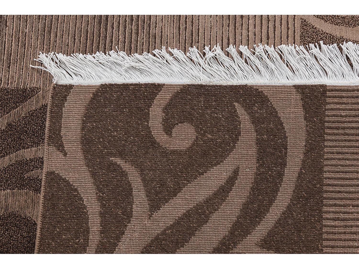 Woltapijt 244x173 Bruin Darya