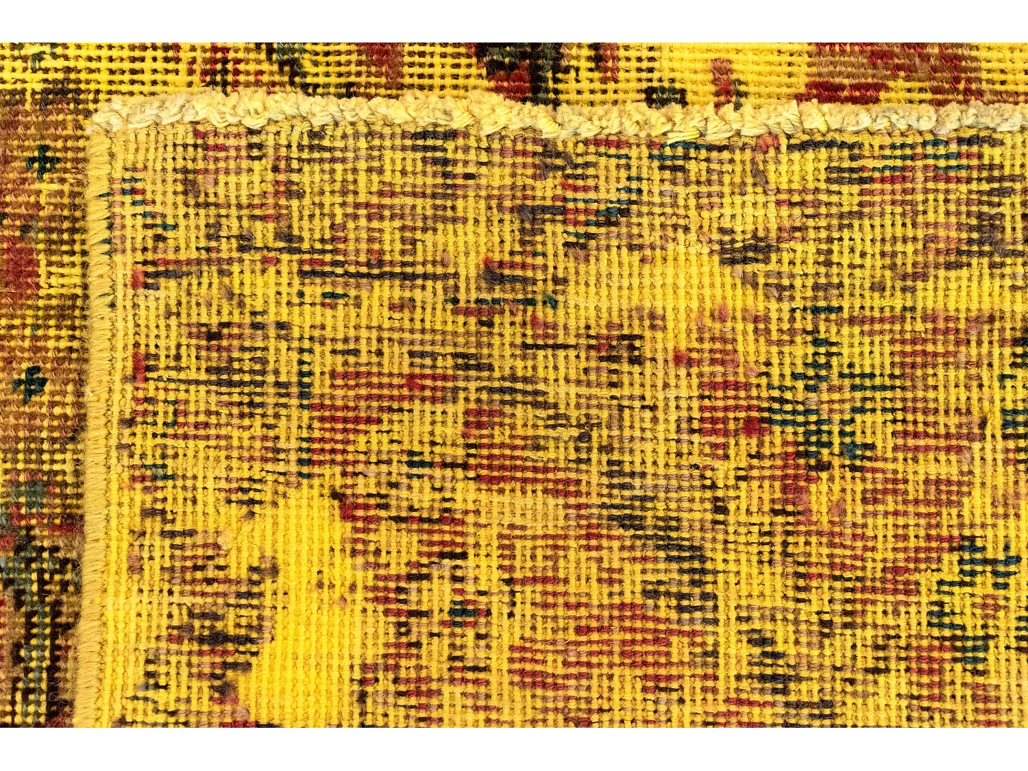 Woltapijt 189x138 Geel Vintage Royal