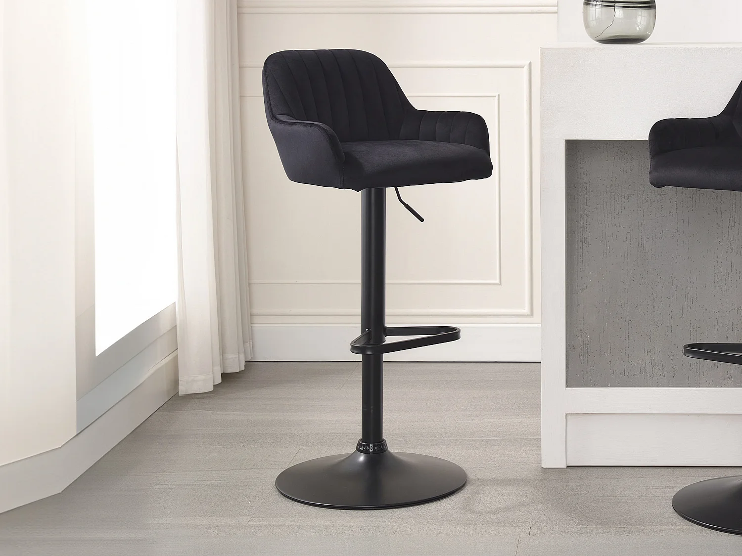 Barhocker - Samt & schwarzes Metall - Höhenverstellbar - Schwarz - ELEANA