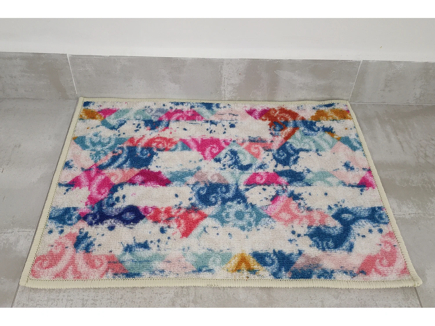 Alfombra Versalles Colores 50X80 CM