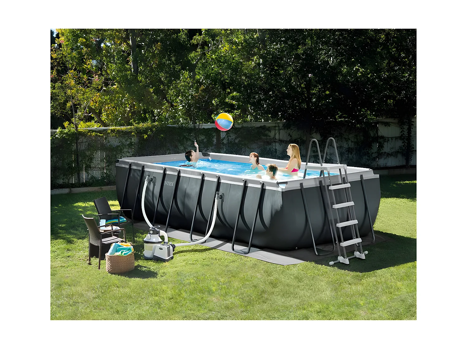 Rechteckiger Aufstellpool 549x274x132 cm mit Pumpe und Zubehör