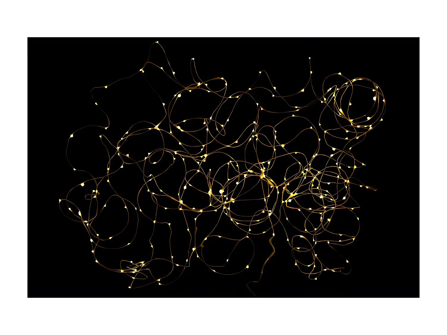 Ghirlanda luminosa filo in plastica dorata 300x0,5x0,5cm