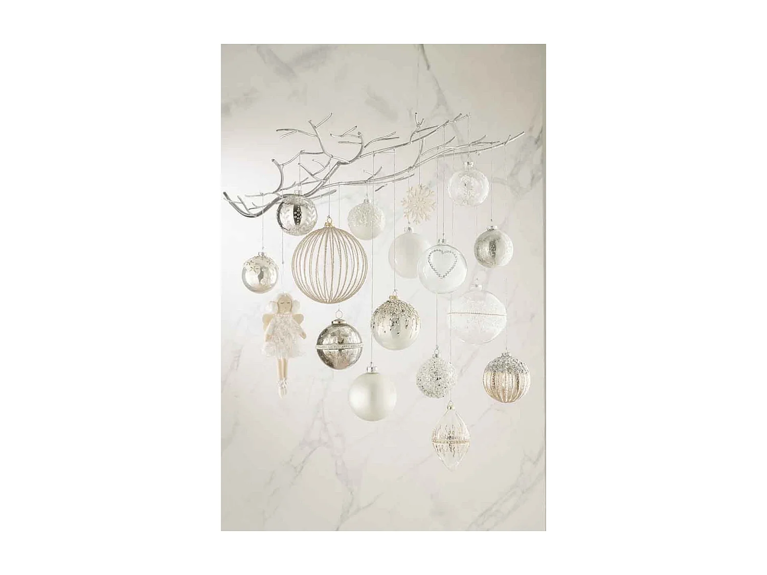 Caja de 6 bolas de Navidad de vidrio blanco de 9x9x10 cm