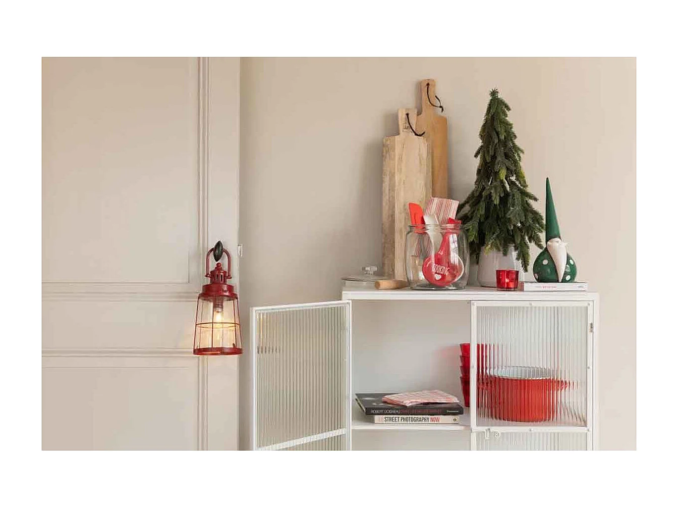 Babbo Natale in resina bianca 20,5x18,5x44,5 cm