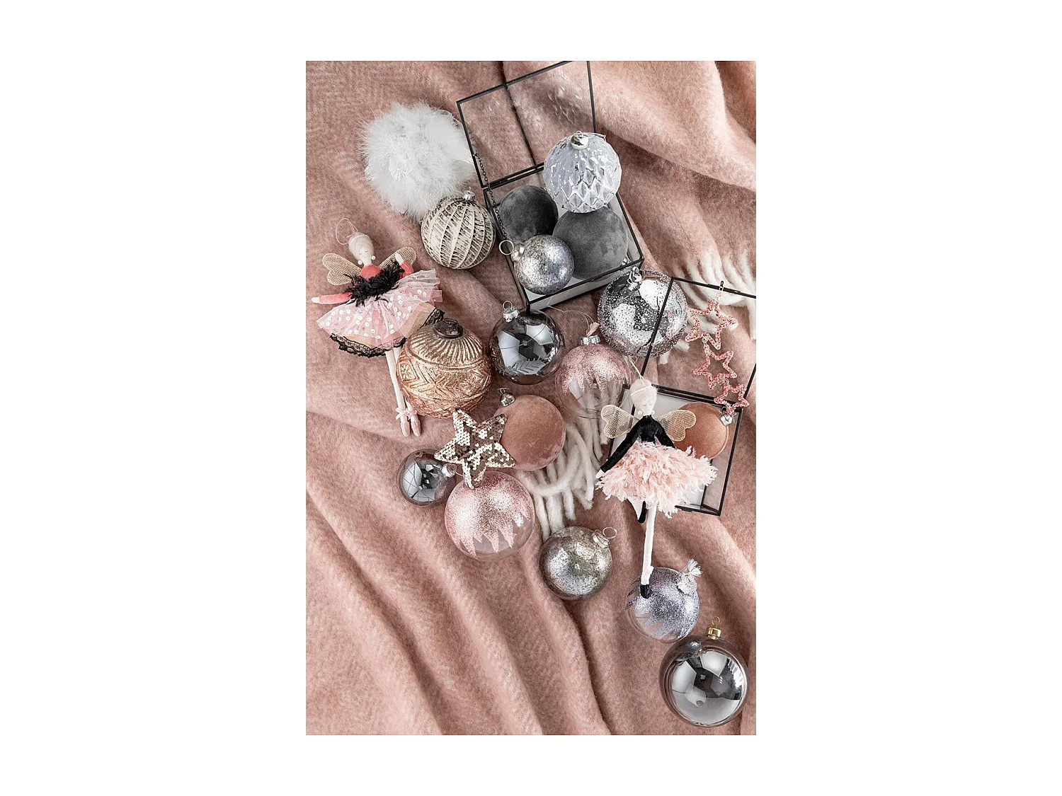 Scatola di 4 palline di Natale in vetro grigio 12x12x12 cm