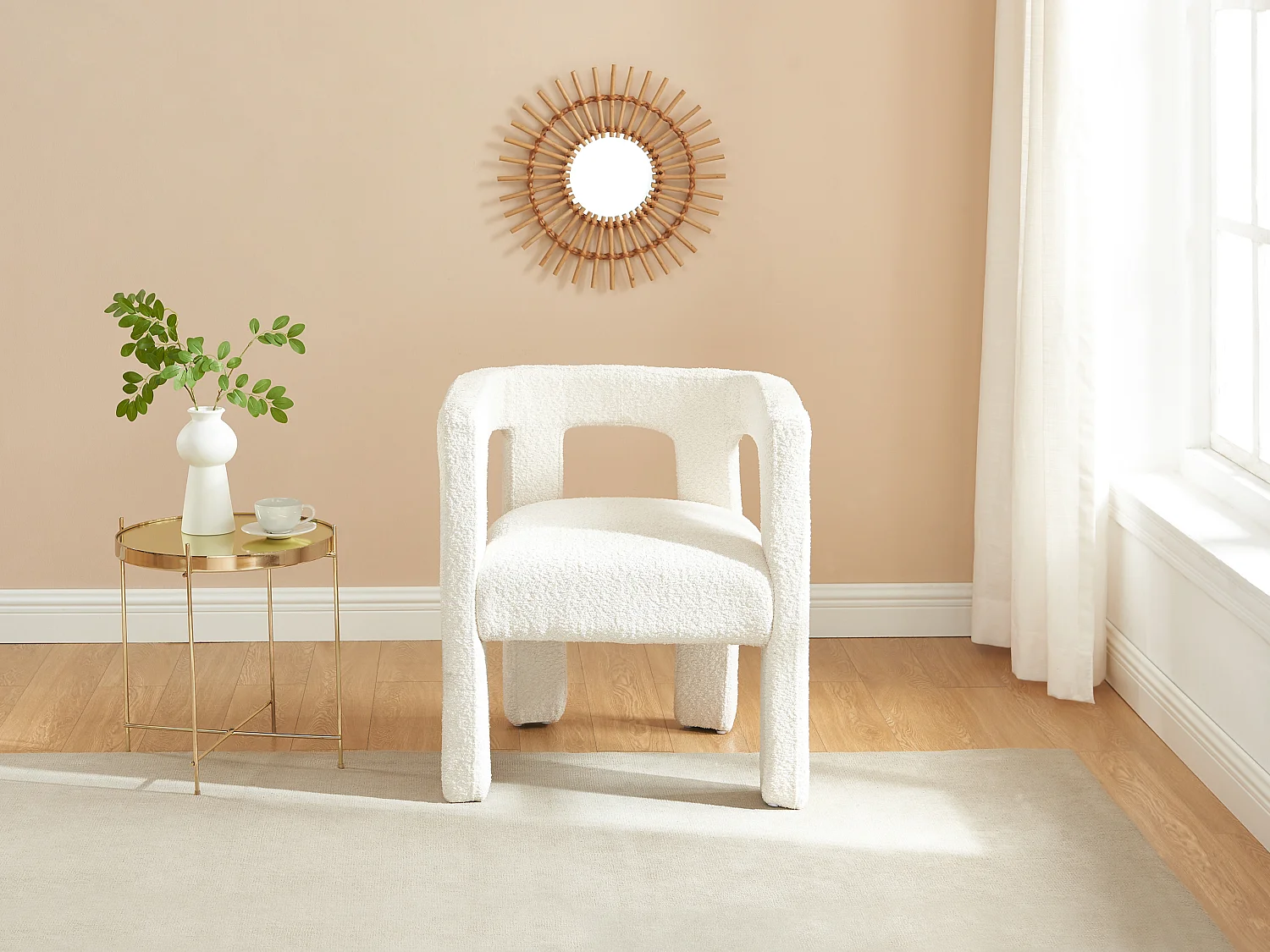 Chaise avec accoudoirs en tissu bouclette et métal - Blanc - SOFANA de Pascal MORABITO