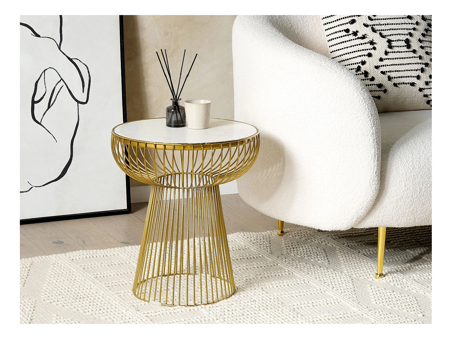 Stolik pomocniczy CHEYNES Marmur Złoty