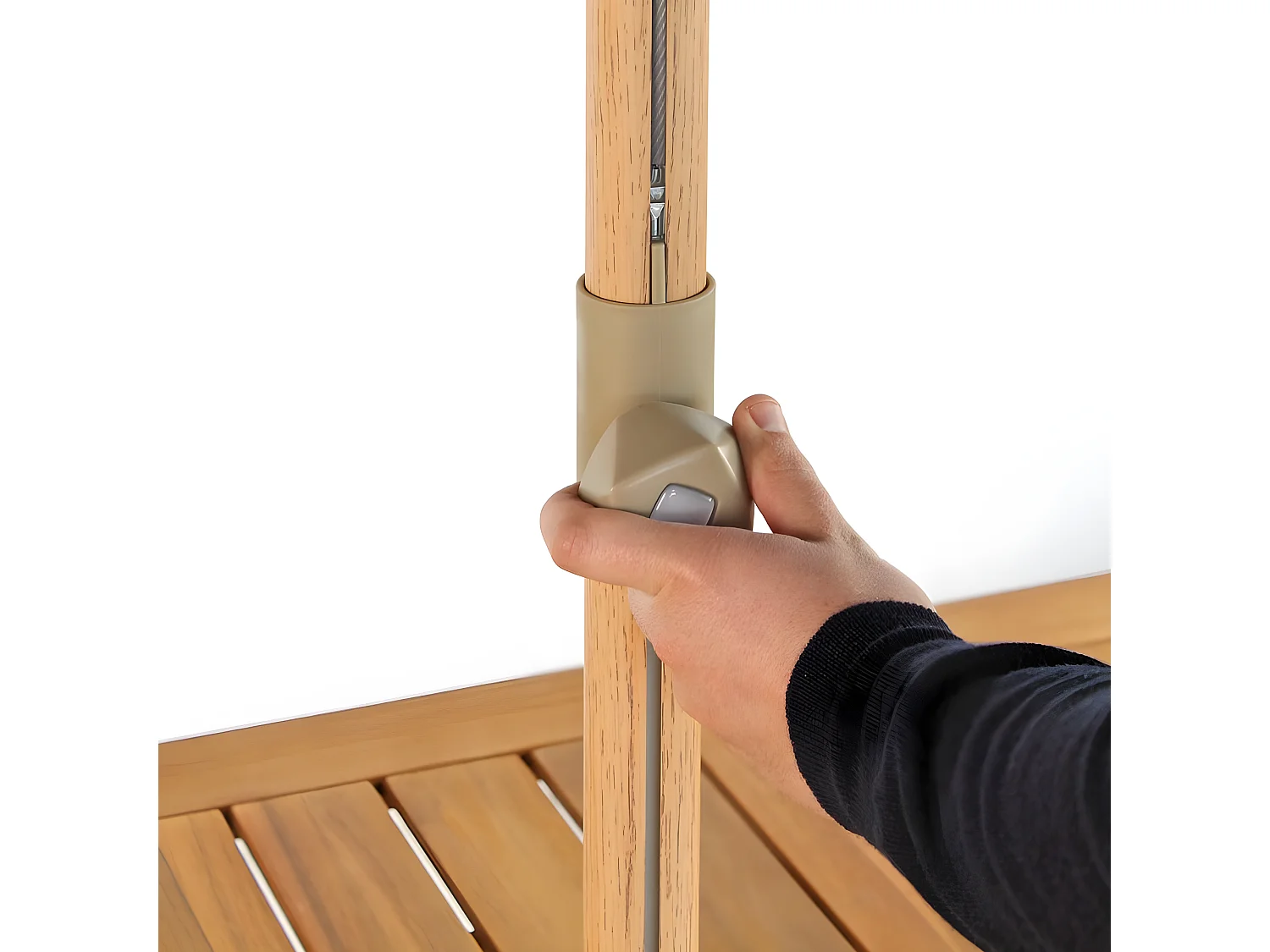 Estosa - Parasol de jardin en aluminium avec mât central en bois noir 3m