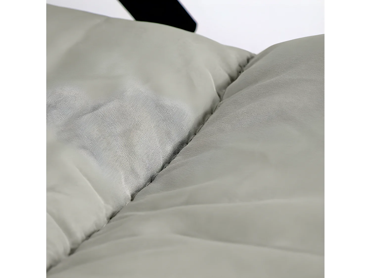 Estosa - Poltrona sospesa a dondolo da giardino con tettuccio panna scuro Telly