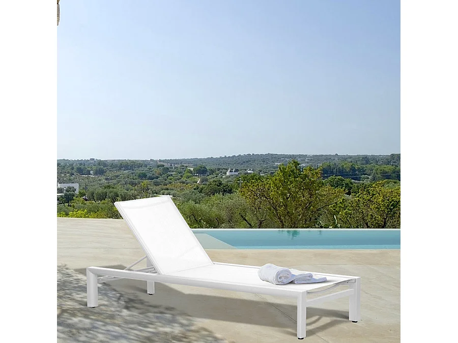 Estosa – Gartenliege mit Aluminiumrädern und weißem Textilene