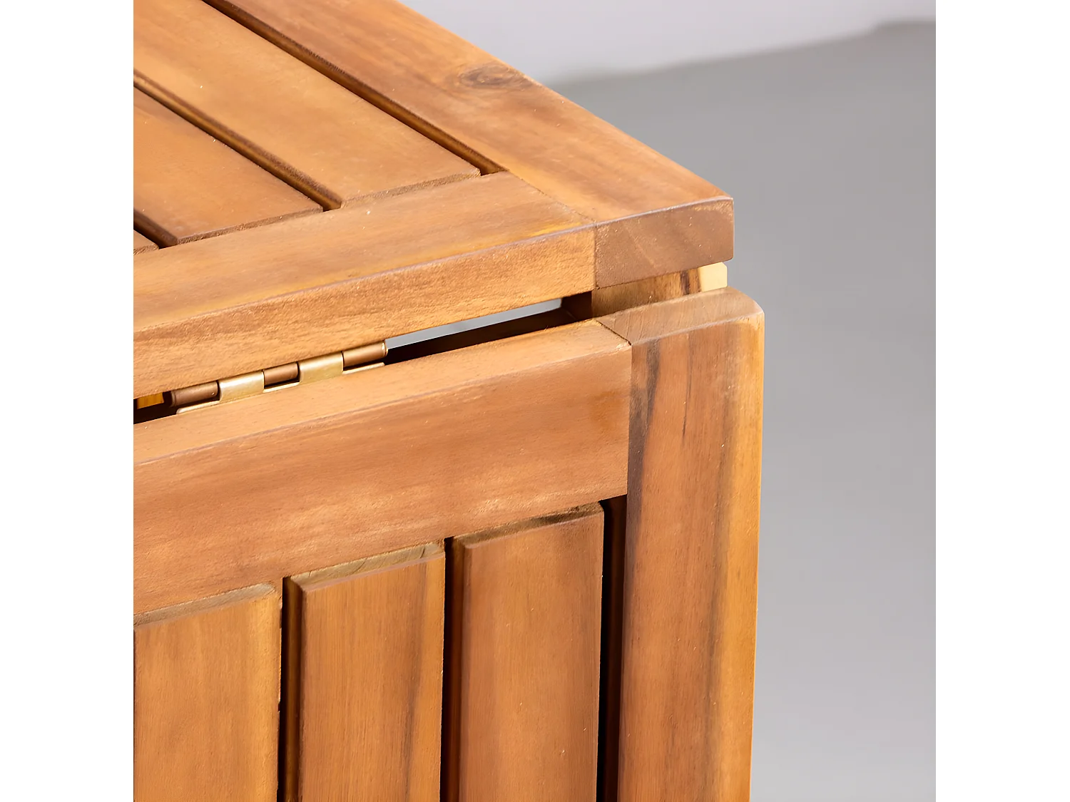 Estosa - Ensemble d'extérieur table pliante en bois et 4 chaises Vittoria 110x90 cm