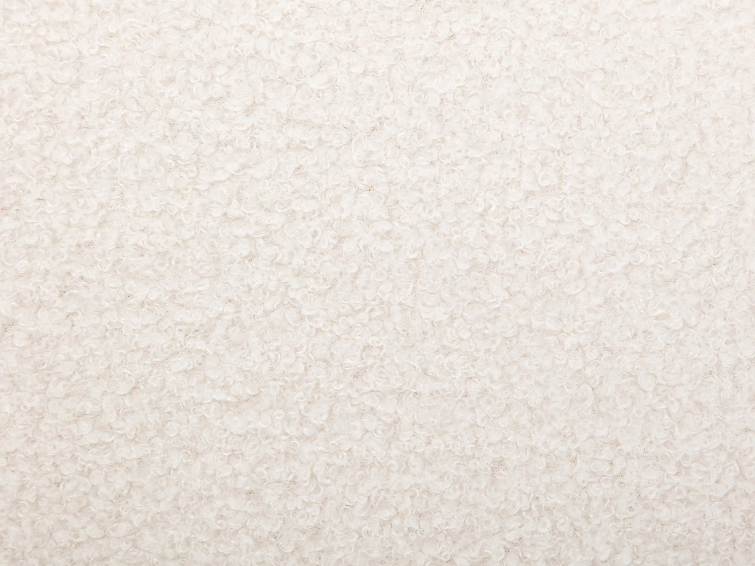 Fauteuil van witte boucléstof CAMEDO