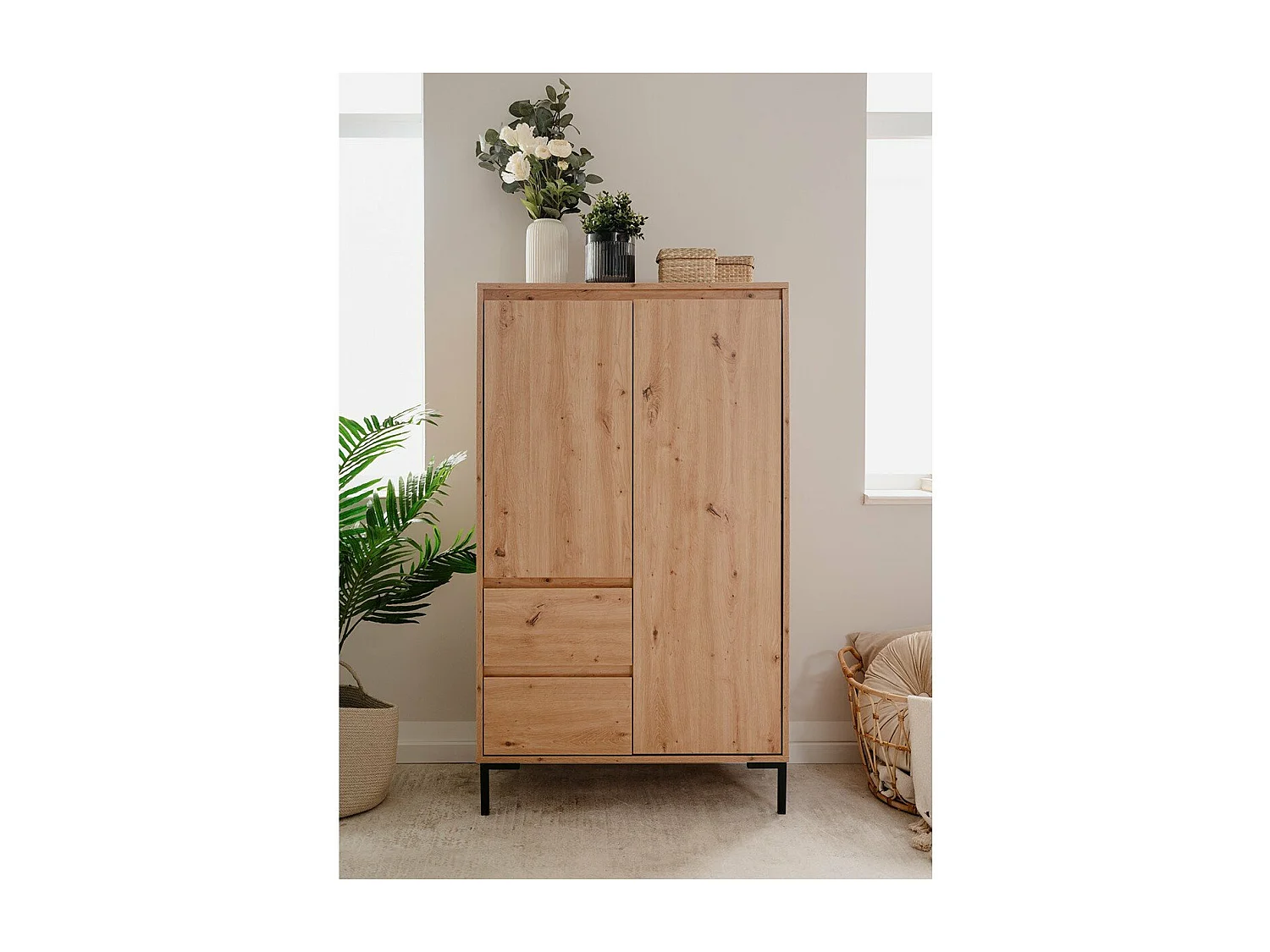 Hoge Buffetkast 2 Deuren 2 Laden en 2 Planken H139 cm - Plock