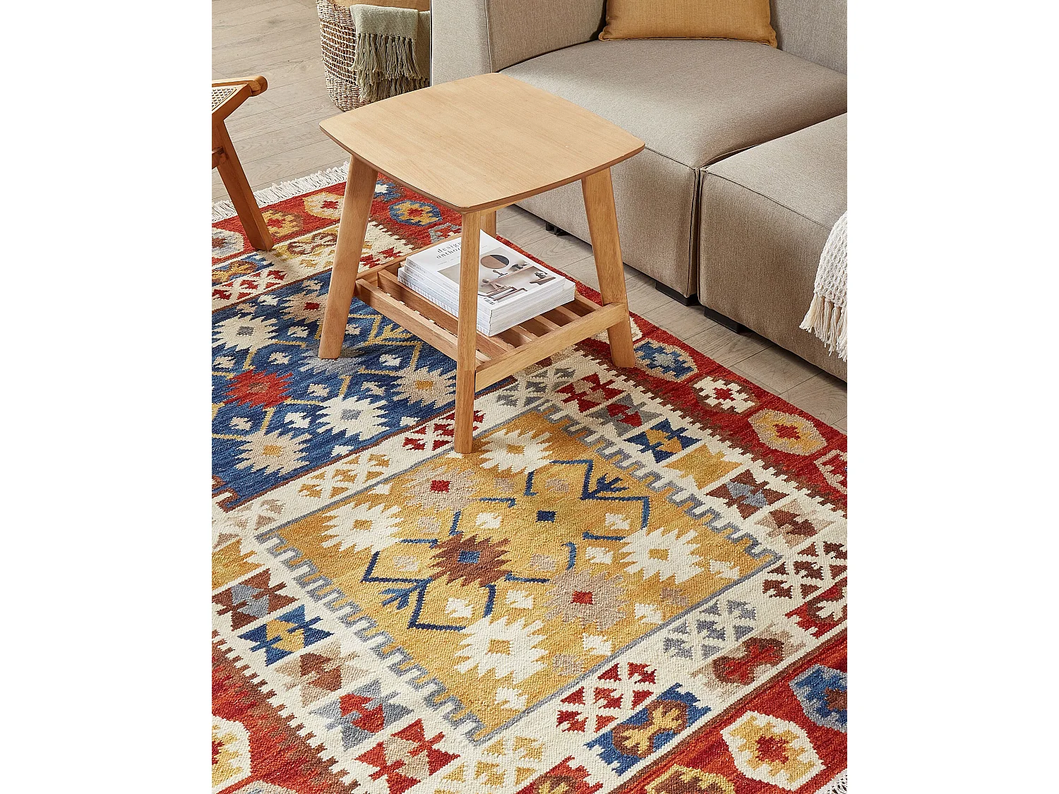 Kelim Teppich Wolle mehrfarbig 140 x 200 cm orientalisches Muster Kurzflor VOSKEHAT