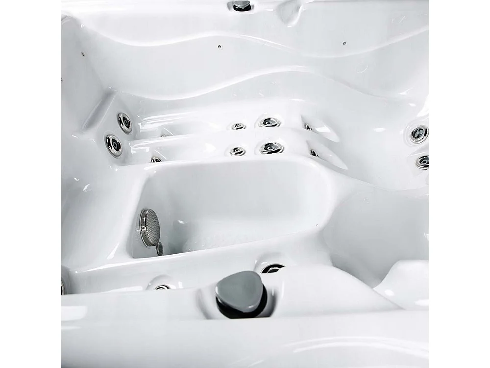 Spa rigide cuve acrylique et châssis bois ML300 (3 places dont 2 allongées)