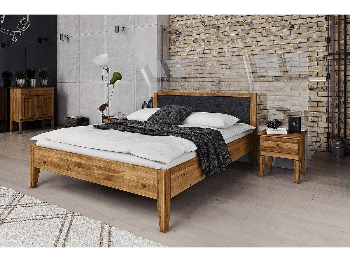 ODYS - Bett  mit Gepolsterem Kopfteil 140x200 cm  aus Wildeiche naturgeölt