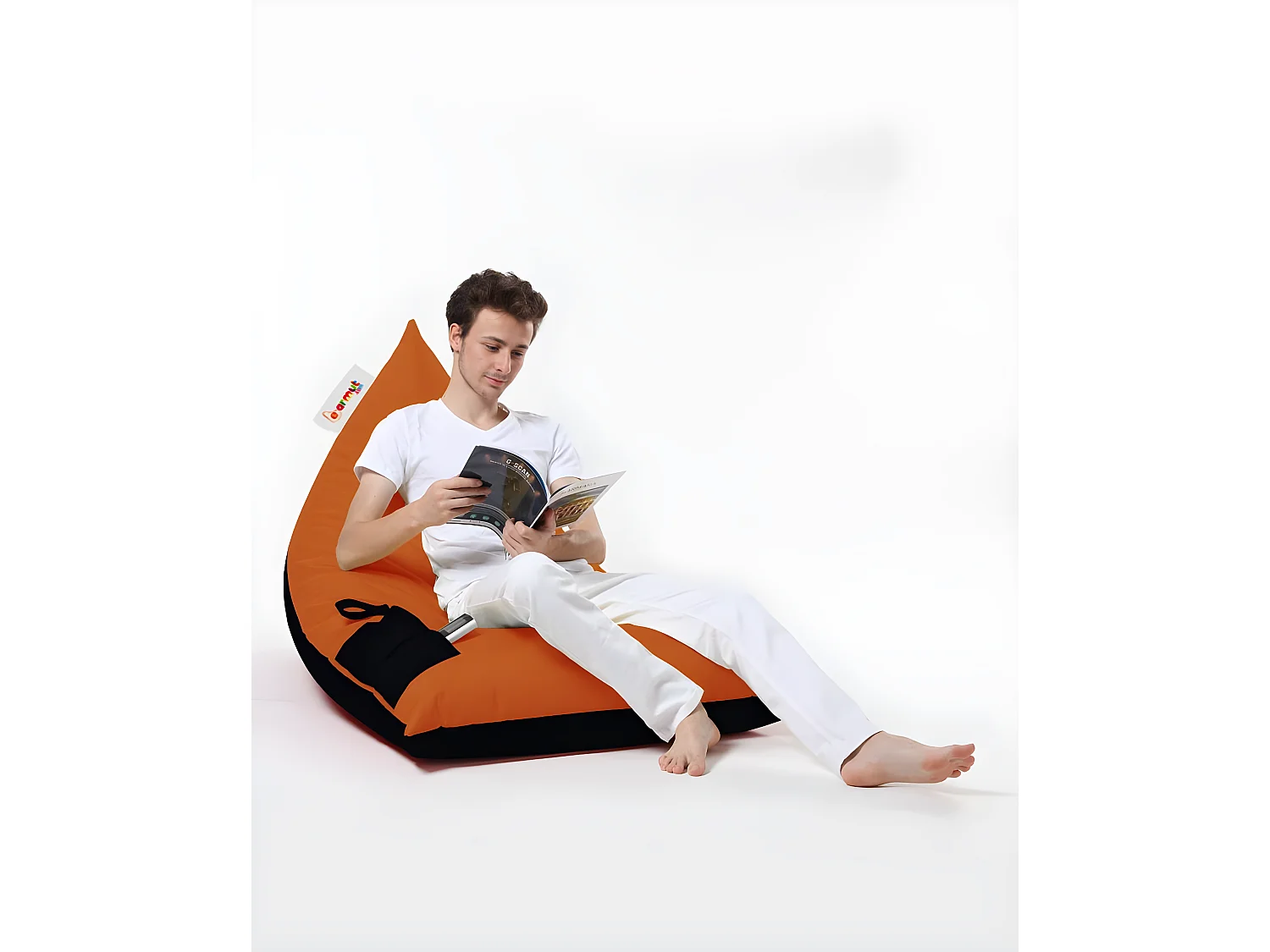 Pouf / coussin de sol triangle Gilko 90x145cm Tissu Noir et Orange