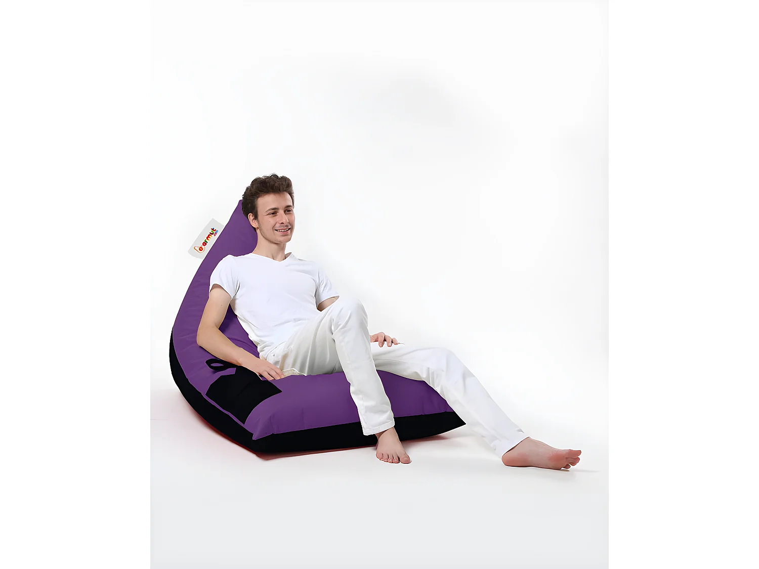 Pouf / coussin de sol triangle Gilko 90x145cm Tissu Noir et Violet