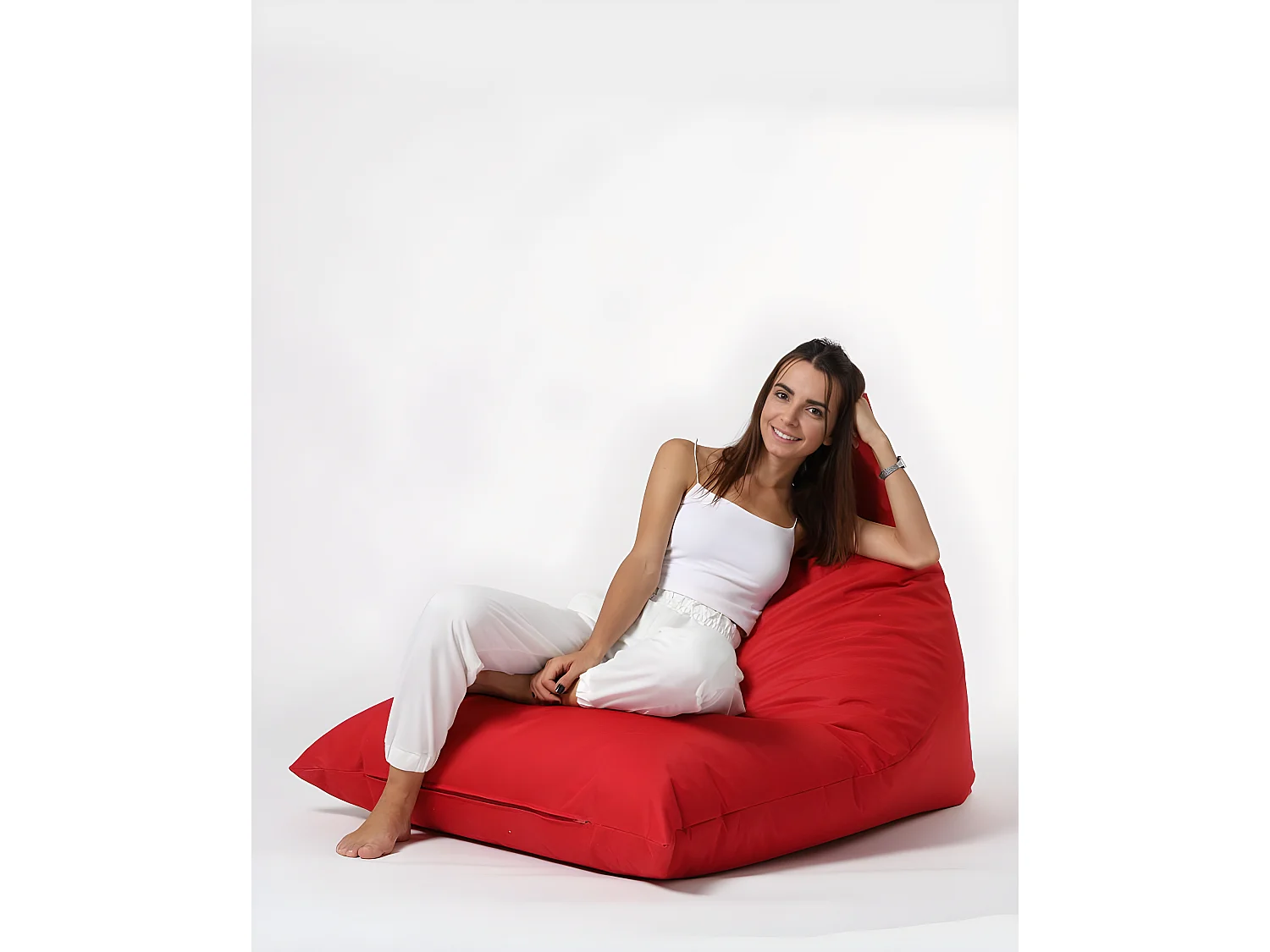 Pouf / coussin de sol triangle Gilka 90x145cm Tissu Rouge