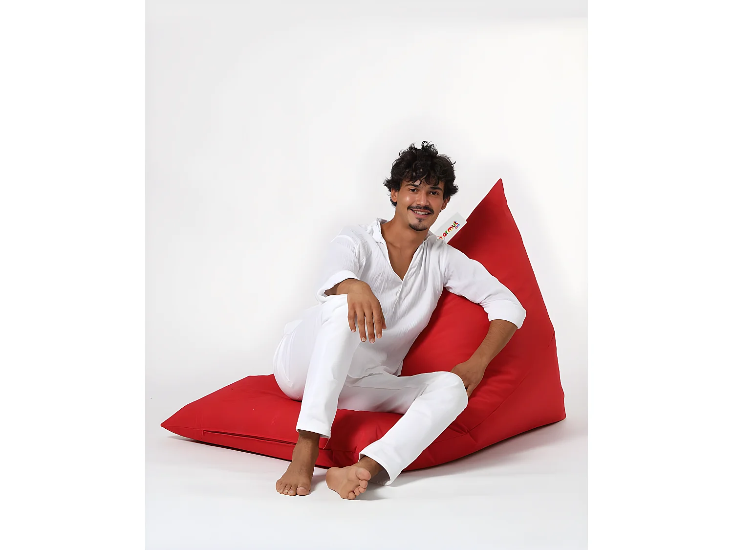 Pouf / coussin de sol triangle Gilka 90x145cm Tissu Rouge