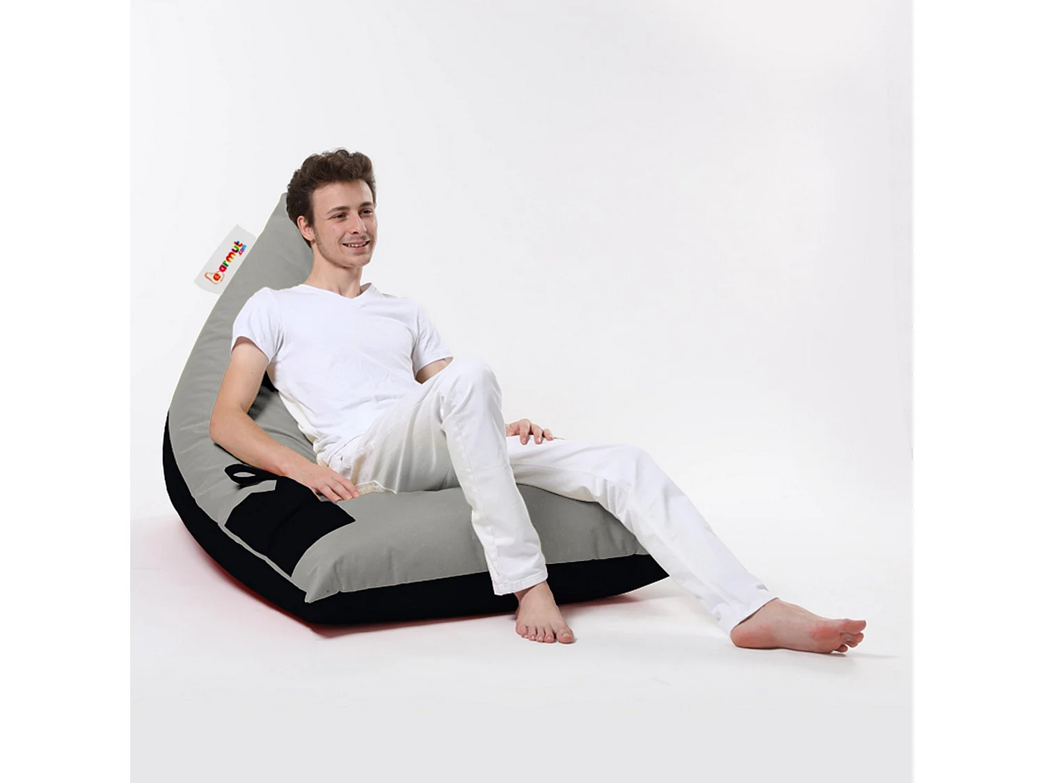 Pouf / coussin de sol triangle Gilko 90x145cm Tissu Noir et Gris