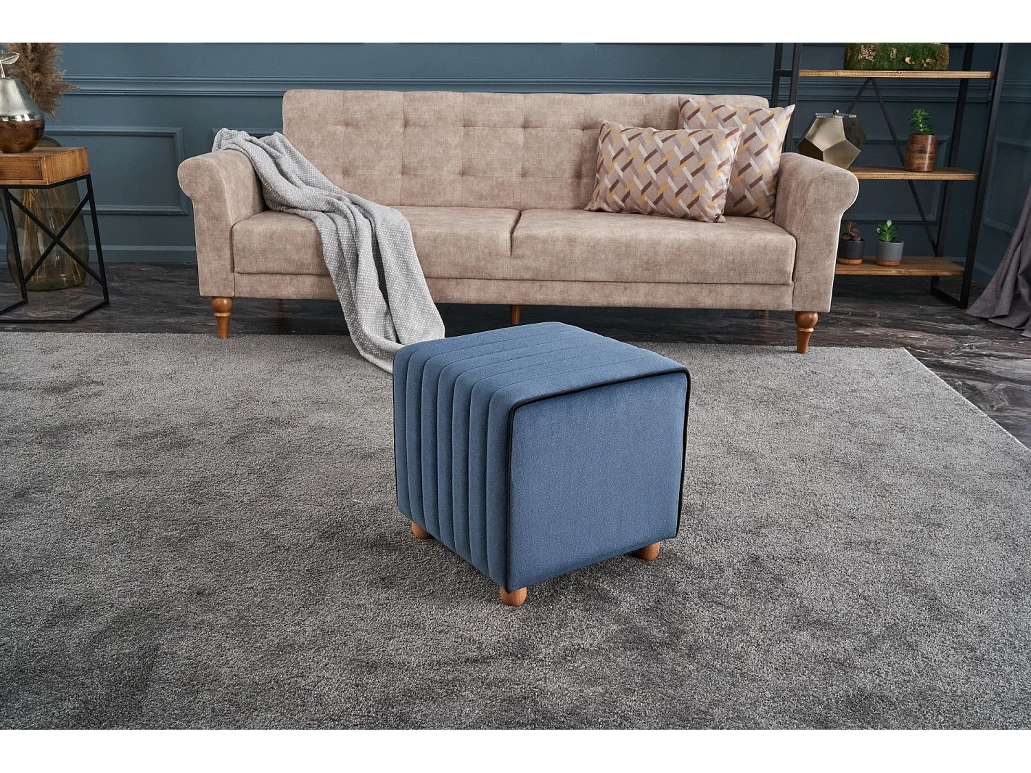 Pouf Sammy 40x40cm Velours Bleu bordure Noir