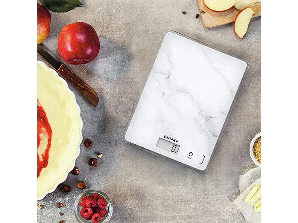 La balance pèse les aliments numériques