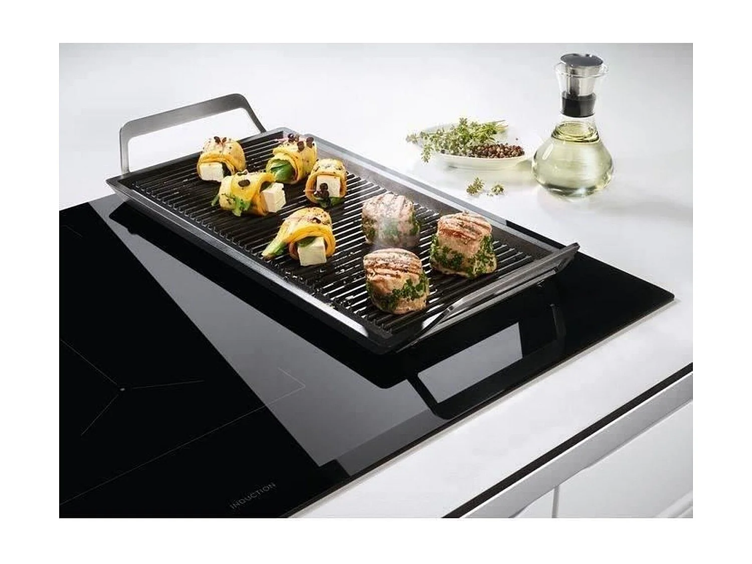 Plaque induction ELECTROLUX 11700W 59cm, EIV 654